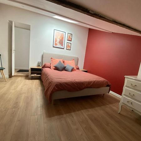Appartement Chaleureux 6 Pers Beychac-et-Caillau Exterior foto