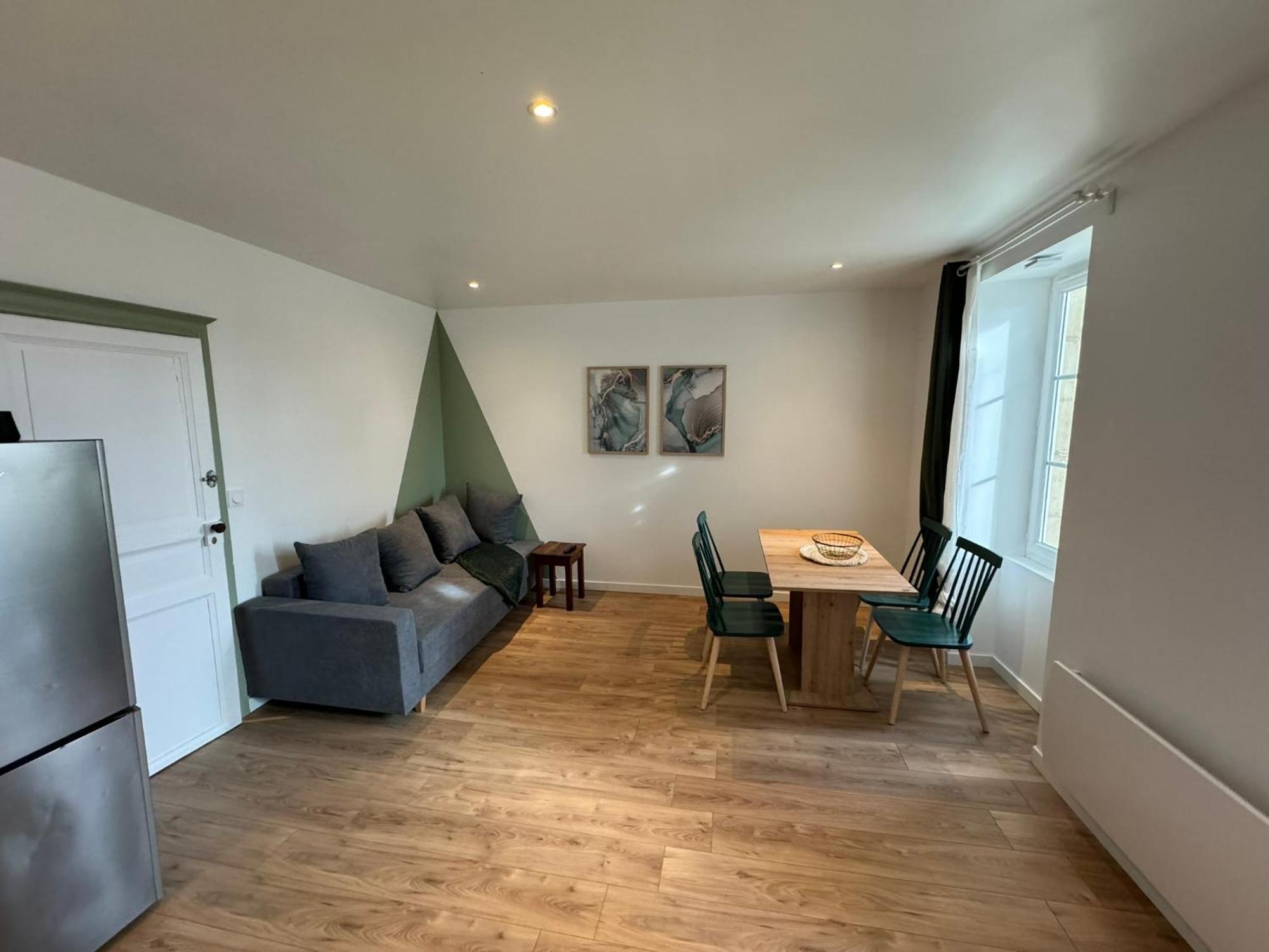 Appartement Chaleureux 6 Pers Beychac-et-Caillau Exterior foto
